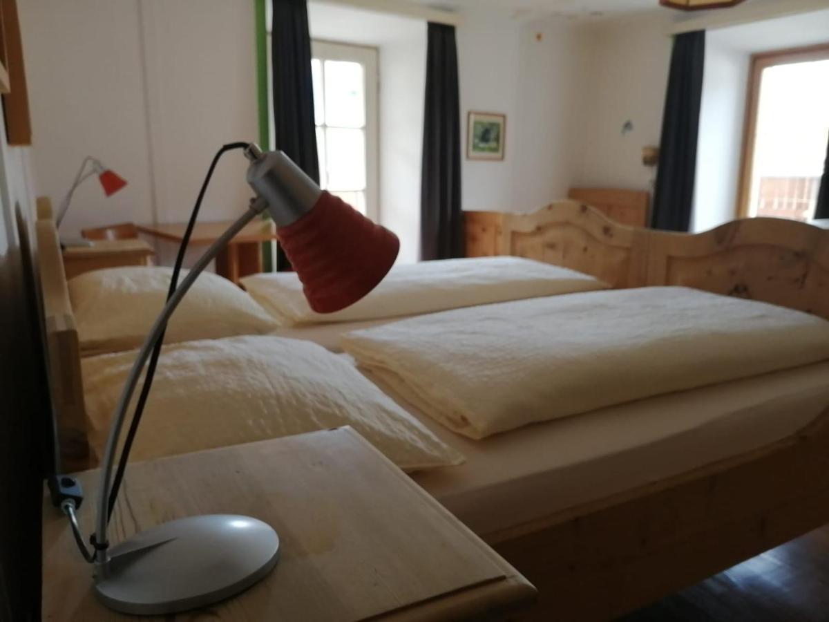 Garni Sonne Hotel Malles Venosta Exterior photo